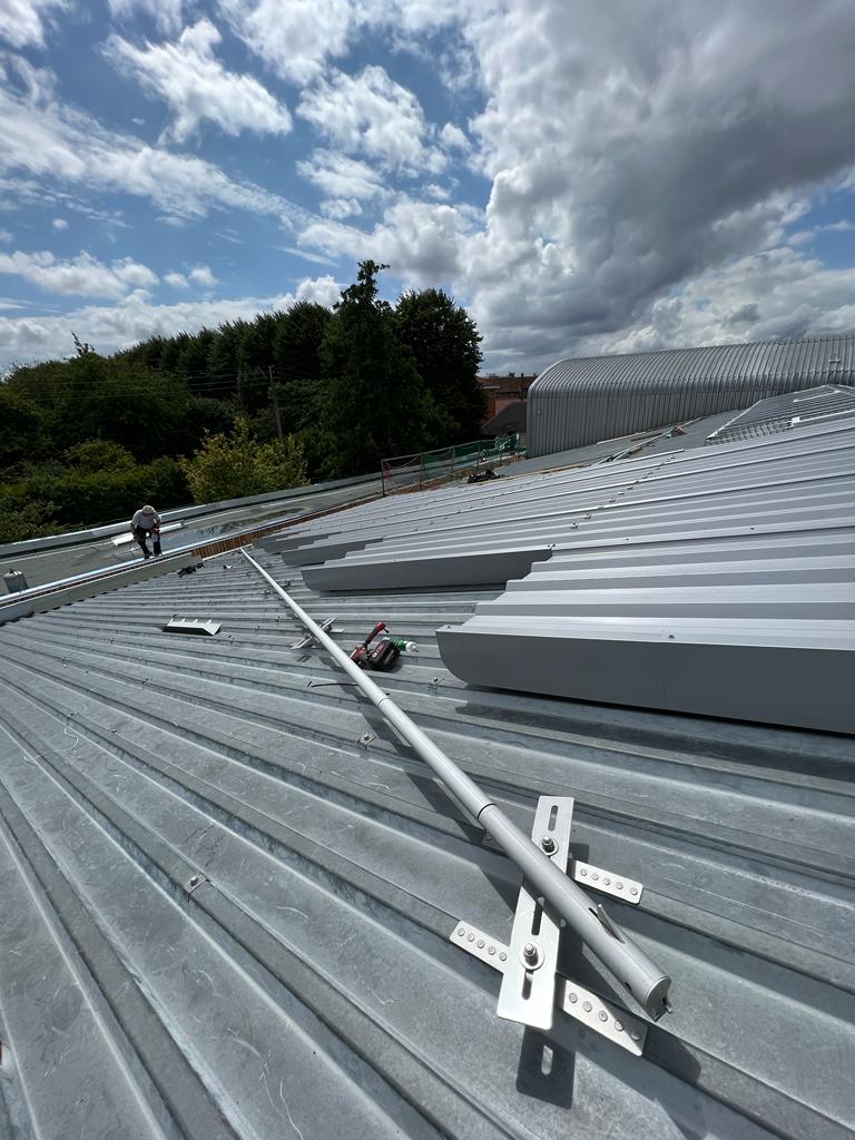 Toiture bac acier industrielle